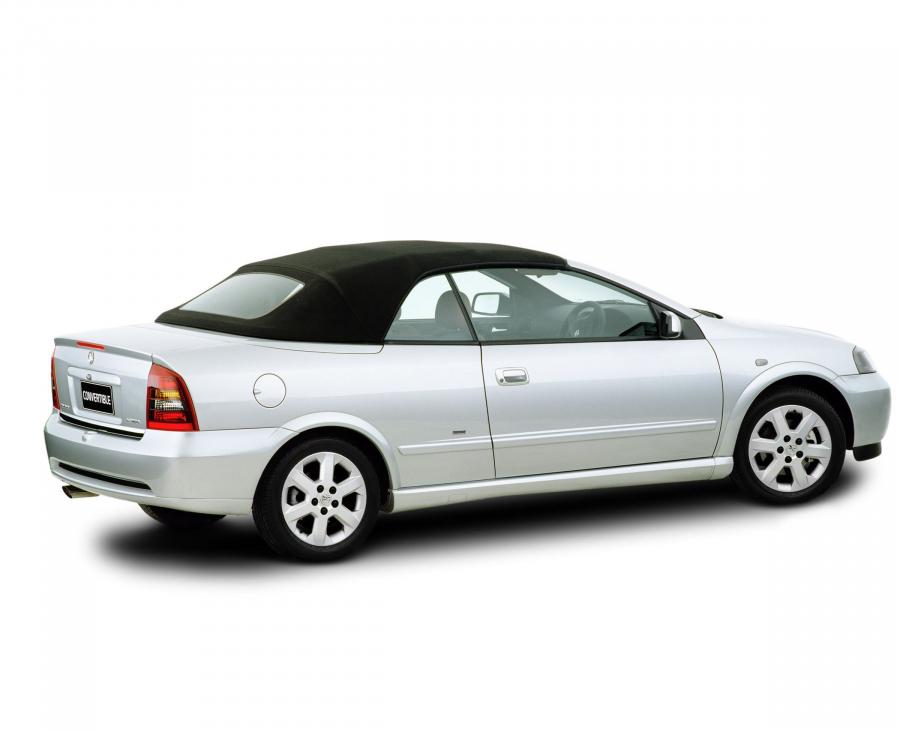  Holden Astra Convertible 2002 года  (фото 8 из 17)